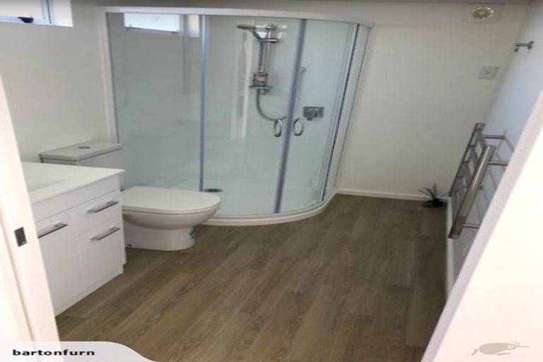 Photo of property in 24 Neeve Road, Taradale, Napier, 4112