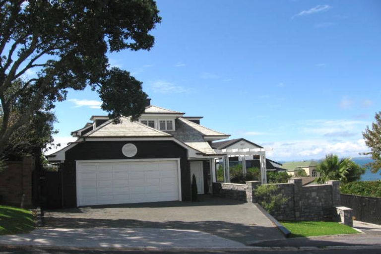 Photo of property in 36a Sharon Road, Waiake, Auckland, 0630