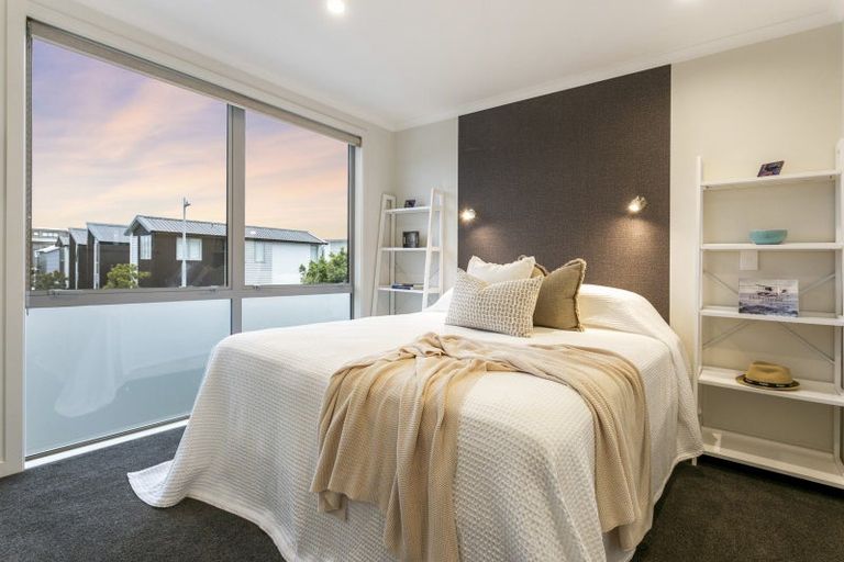 Photo of property in 32 Meteor Road, Hobsonville, Auckland, 0616