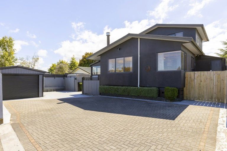Photo of property in 24 Kiddle Drive, Hilltop, Taupo, 3330