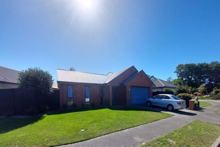 Photo of property in 54 Limes Avenue, Parklands, Christchurch, 8083