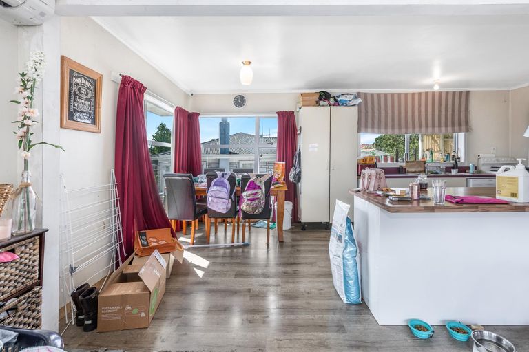 Photo of property in 11 Lear Street, Stratford, 4332