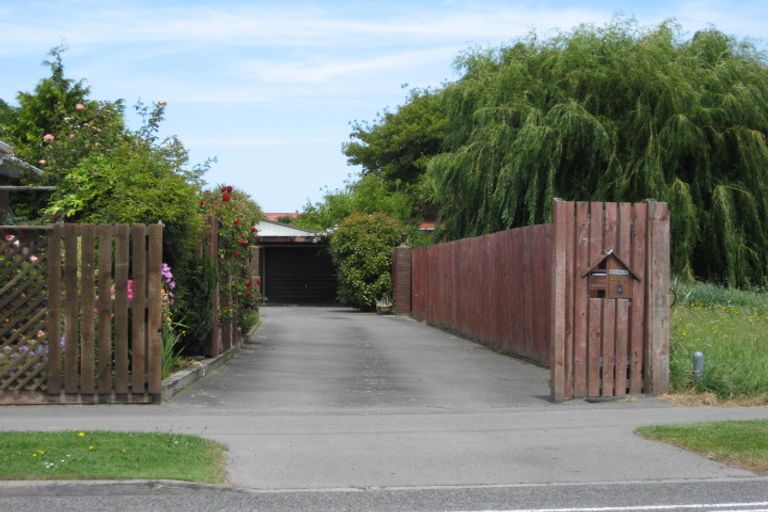 Photo of property in 108 Breezes Road, Avondale, Christchurch, 8061