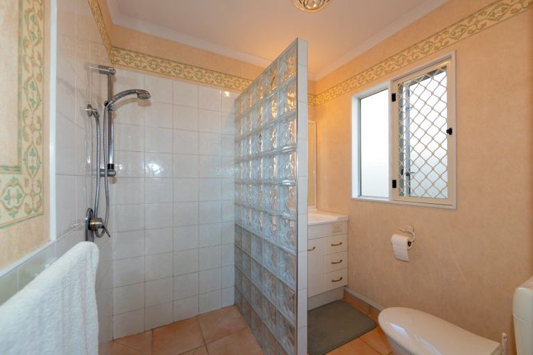 Photo of property in 8 Dules Walk, Taradale, Napier, 4112