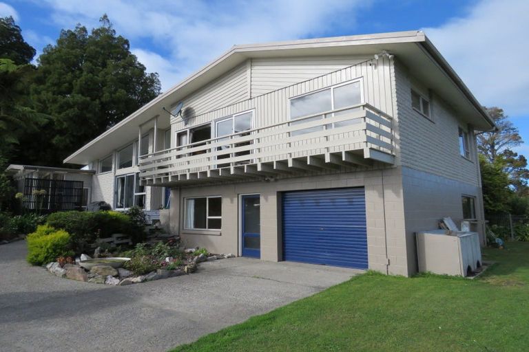 Photo of property in 35 Domett Street, Westport, 7825