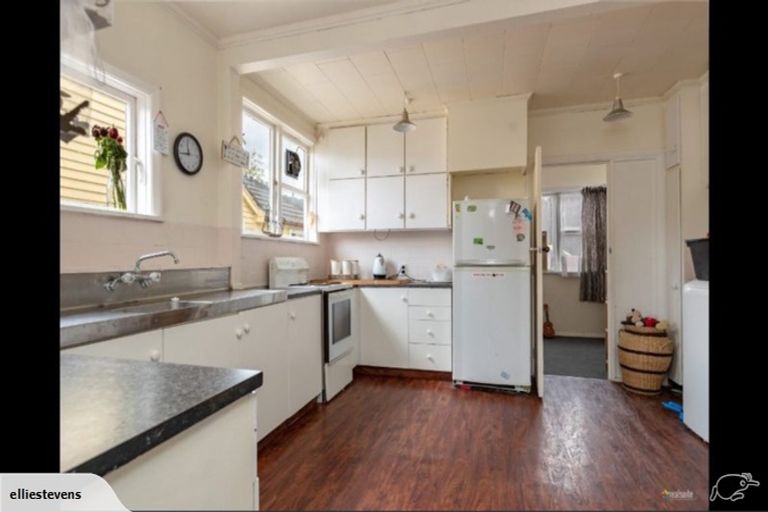 Photo of property in 72 Miro Street, Trentham, Upper Hutt, 5018