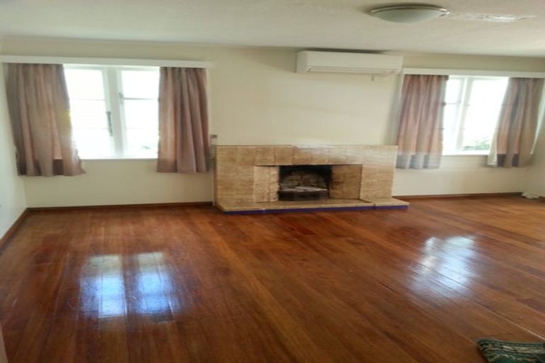 Photo of property in 34 Allington Road, Karori, Wellington, 6012