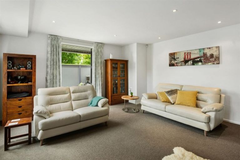 Photo of property in 1 Henley Green, Northwood, Christchurch, 8051