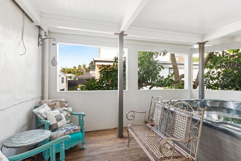 Photo of property in 30c Eleventh Avenue, Tauranga, 3110