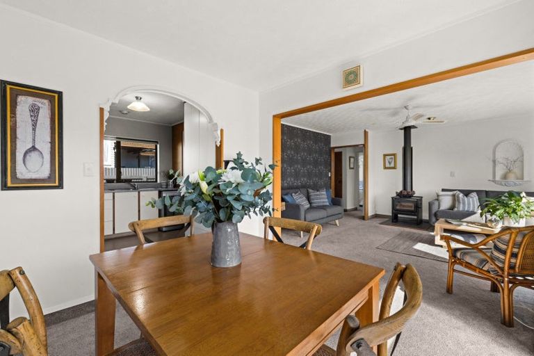 Photo of property in 2/8 Duart Road, Havelock North, 4130