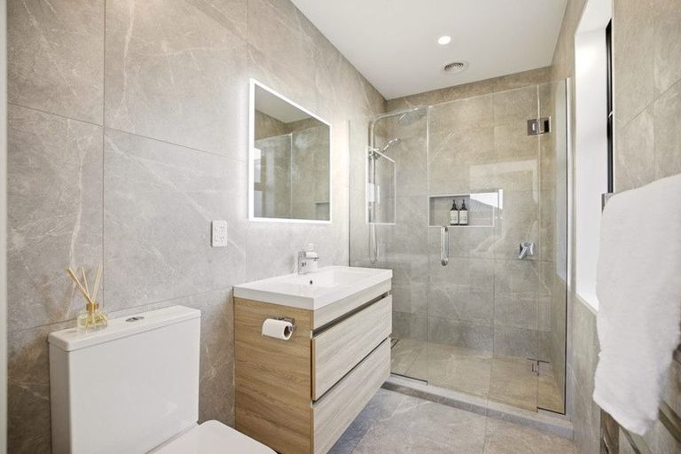 Photo of property in 5 Tulett Park Drive, Casebrook, Christchurch, 8051