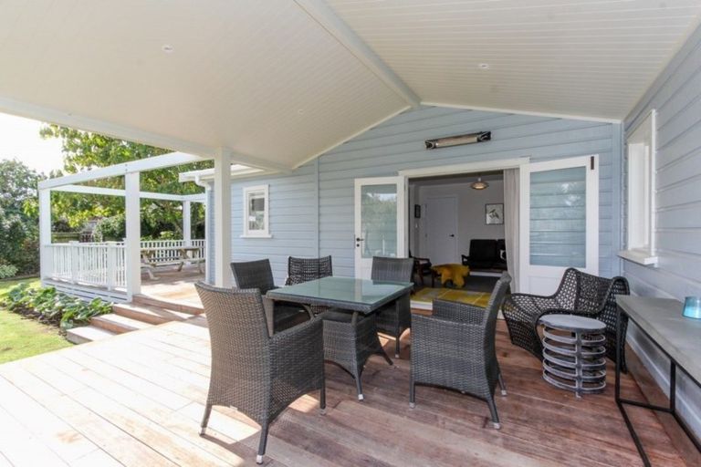 Photo of property in 11 Onaero Beach Road, Onaero, Waitara, 4383