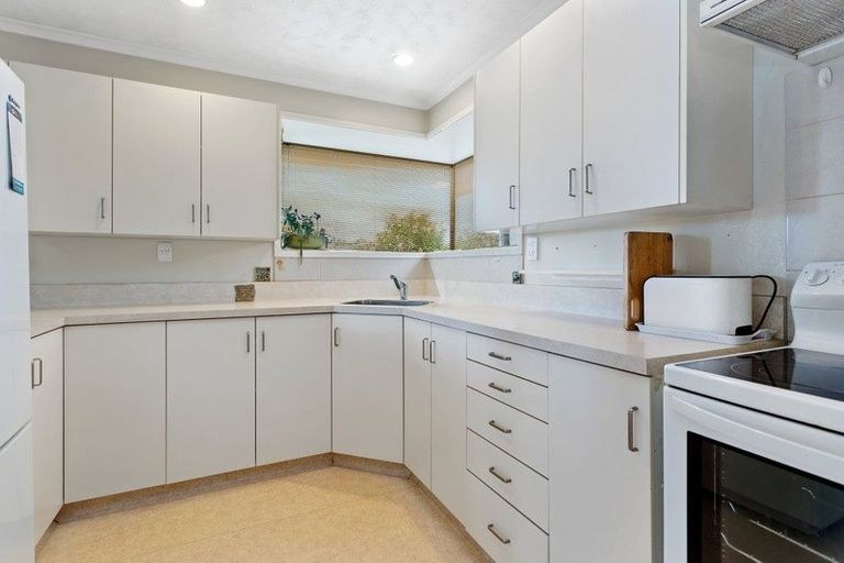 Photo of property in 41 Kowhai Avenue, Rangiora, 7400