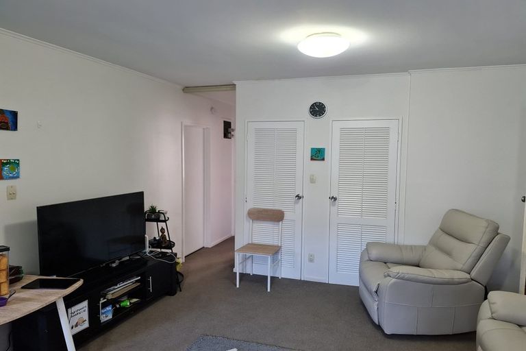 Photo of property in 11u6 Trafalgar Street, Johnsonville, Wellington, 6037