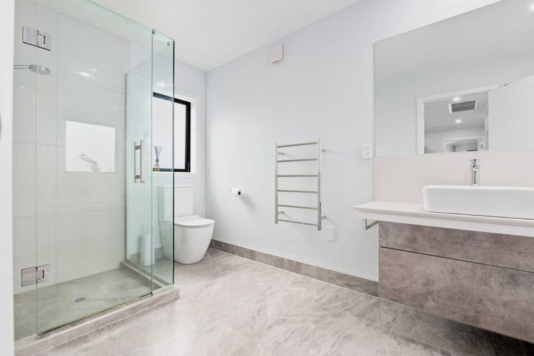 Photo of property in 15u6 Onukutara Place, Huntington, Hamilton, 3281