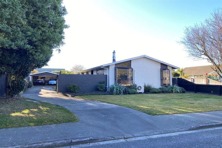 Photo of property in 91 Oakhampton Street, Hornby, Christchurch, 8042
