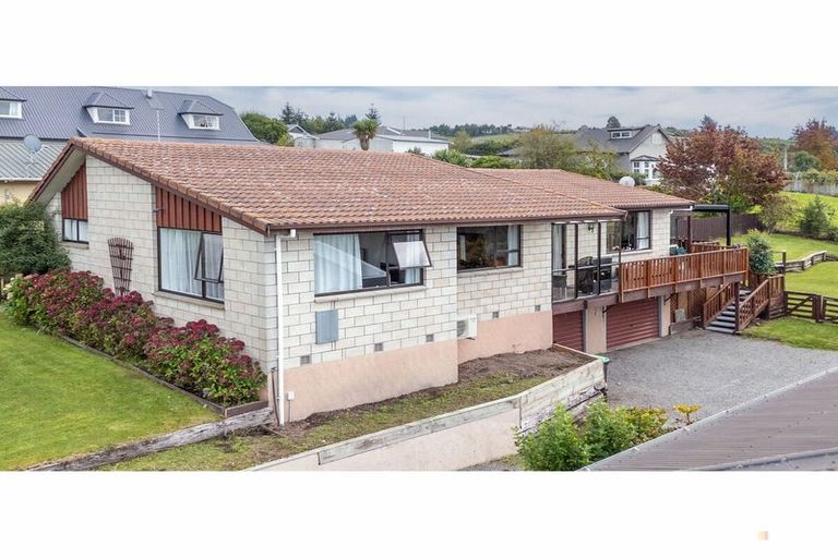 Photo of property in 18 Darby Street, Geraldine, 7930