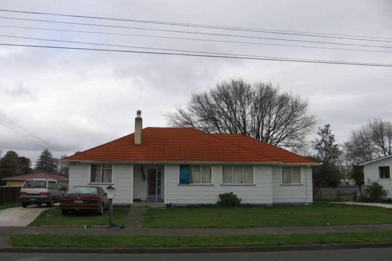 Photo of property in 33 Kummer Crescent, Masterton, 5810
