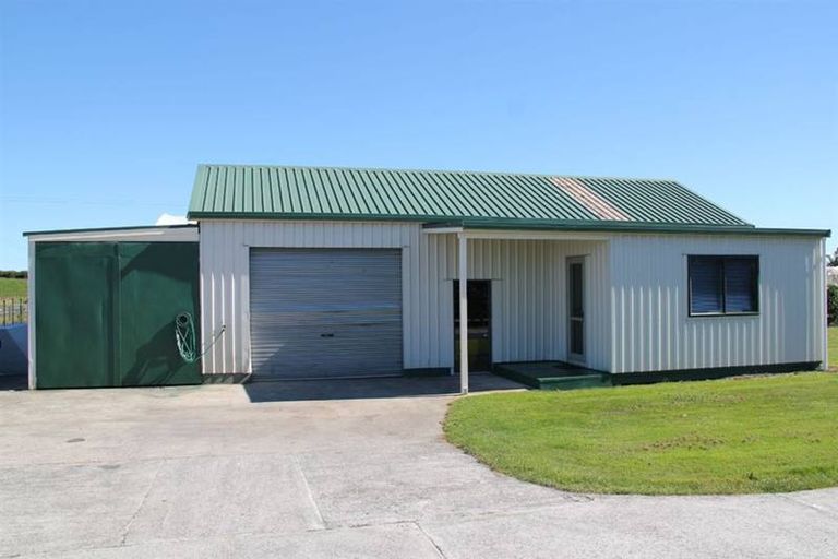 Photo of property in 241 Bremner Road, Karaka, Drury, 2113