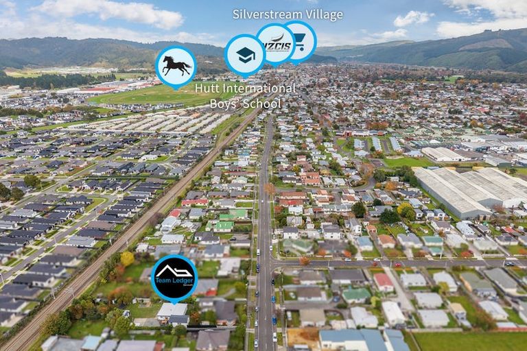 Photo of property in 33 Miro Street, Trentham, Upper Hutt, 5018