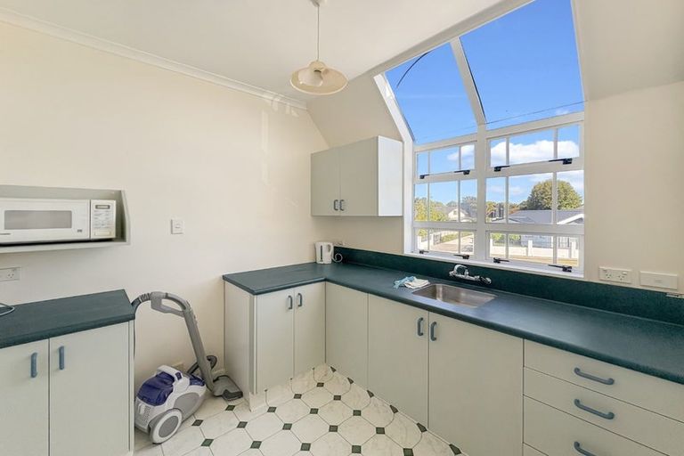 Photo of property in 93 Jickell Street, Hokowhitu, Palmerston North, 4410