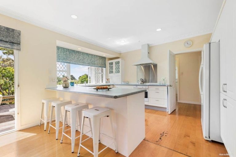 Photo of property in 68 Matipo Road, Te Atatu Peninsula, Auckland, 0610