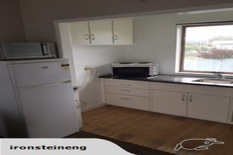 Photo of property in 1/382 Main Road North, Bay View, Napier, 4104