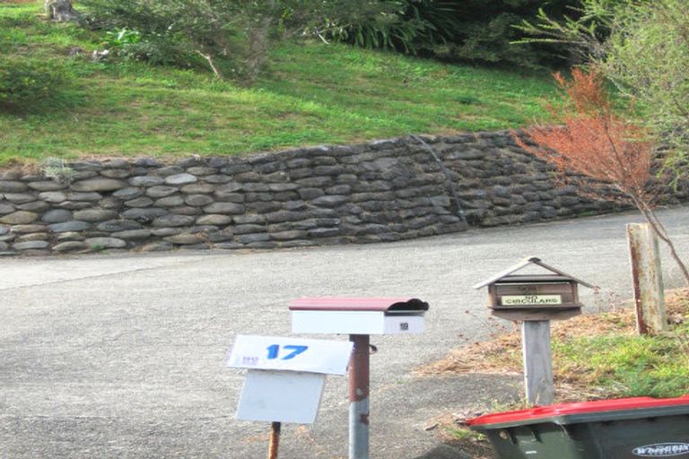 Photo of property in 21 Vista Crescent, Maoribank, Upper Hutt, 5018