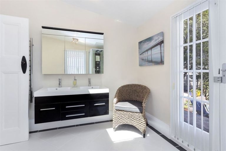 Photo of property in 19 Sewell Street, Kaiapoi, 7630