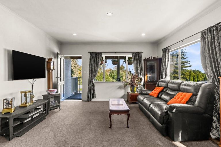 Photo of property in 32 France Road, Bluff Hill, Napier, 4110