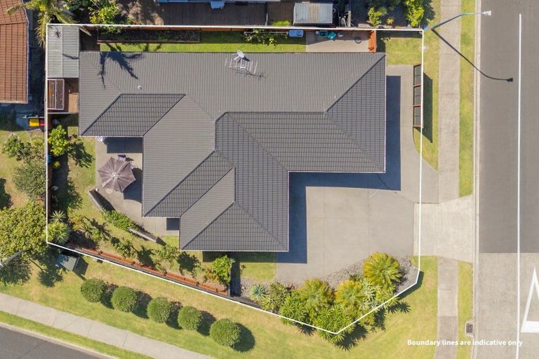 Photo of property in 1 Cobham Lane, Whitianga, 3510