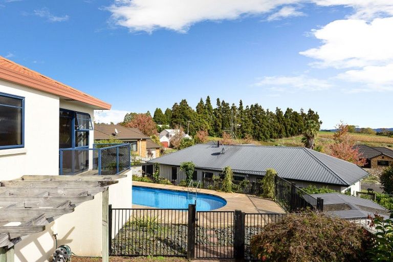 Photo of property in 46 Greenfield Drive, Western Heights, Hamilton, 3200