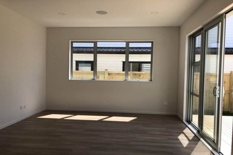 Photo of property in 53 Myland Drive, Hobsonville, Auckland, 0616