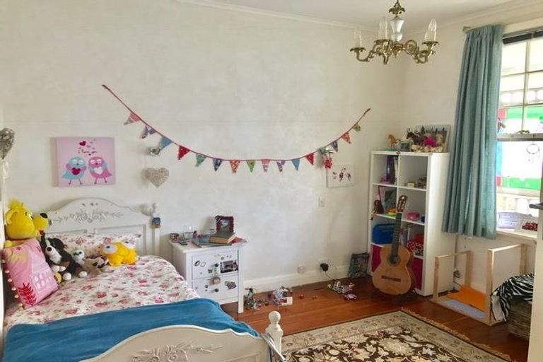 Photo of property in 5 Lindum Terrace, Roseneath, Wellington, 6011