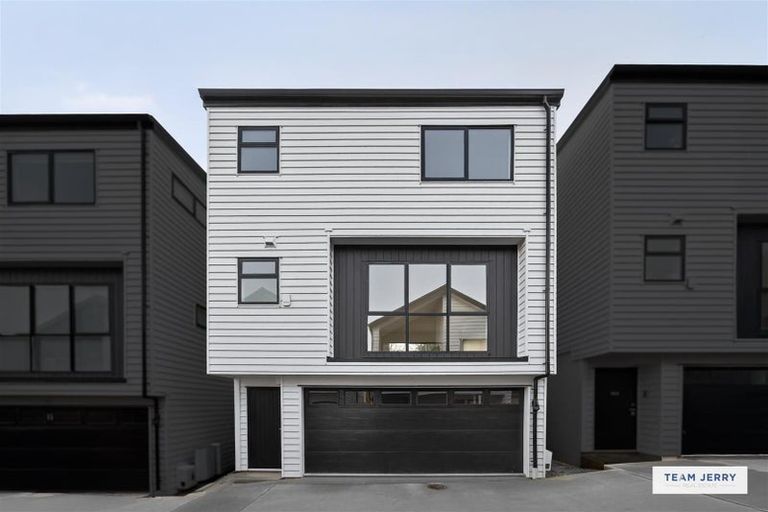 Photo of property in 27 Jandell Crescent, Bucklands Beach, Auckland, 2014