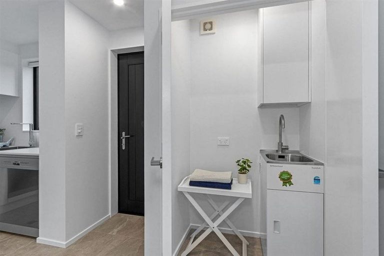 Photo of property in 10/258 Armagh Street, Christchurch Central, Christchurch, 8011