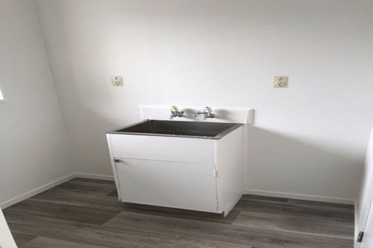 Photo of property in 877u2 Heaphy Terrace, Claudelands, Hamilton, 3214