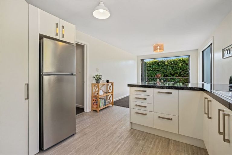 Photo of property in 532b Ferry Road, Woolston, Christchurch, 8023