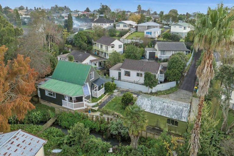 Photo of property in 14 Hooper Avenue, Pukekohe, 2120