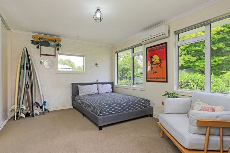 Photo of property in 27 Hammond Road, Taradale, Napier, 4112
