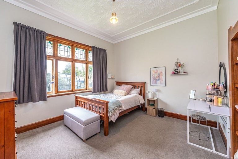 Photo of property in 2 Gonville Avenue, Gonville, Whanganui, 4501