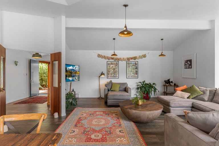 Photo of property in 589 Ngunguru Road, Glenbervie, Whangarei, 0173