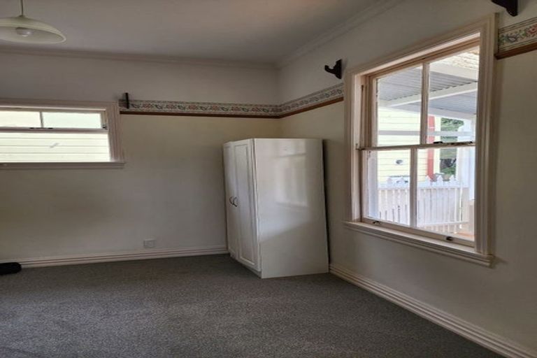 Photo of property in 10 Daniell Street, Newtown, Wellington, 6021