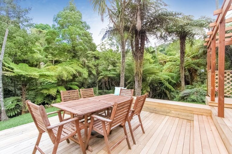 Photo of property in 366a Huia Road, Titirangi, Auckland, 0604