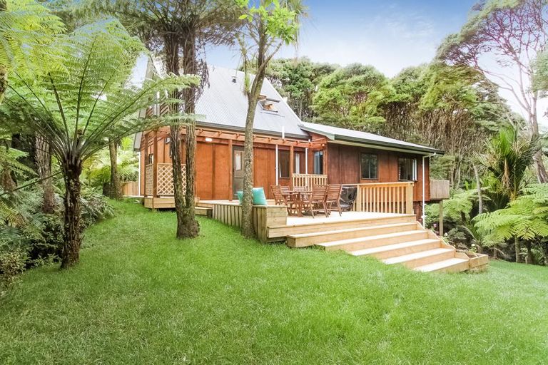 Photo of property in 366a Huia Road, Titirangi, Auckland, 0604