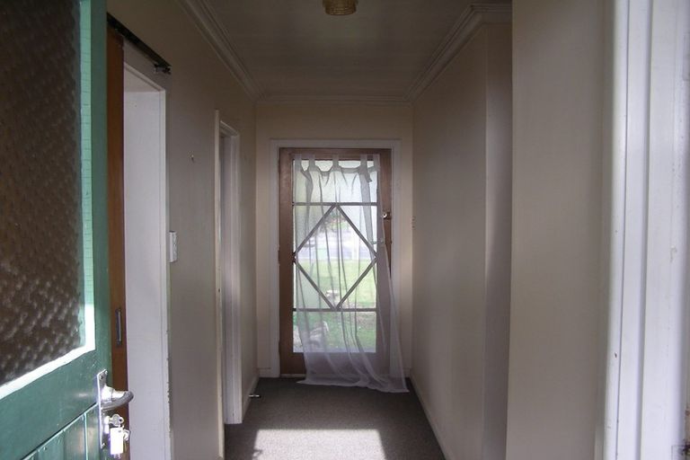 Photo of property in 1 Jeffares Place, Taradale, Napier, 4112