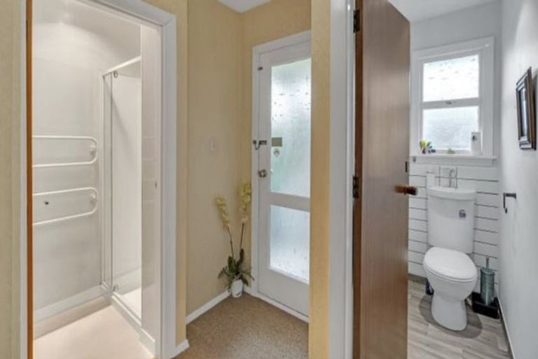 Photo of property in 57 Kent Lodge Avenue, Avonhead, Christchurch, 8042