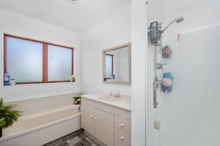 Photo of property in 13 Kurupae Road, Hilltop, Taupo, 3330