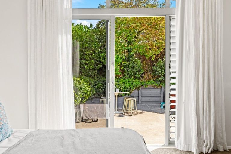 Photo of property in 17 Javelin Close, Gulf Harbour, Whangaparaoa, 0930