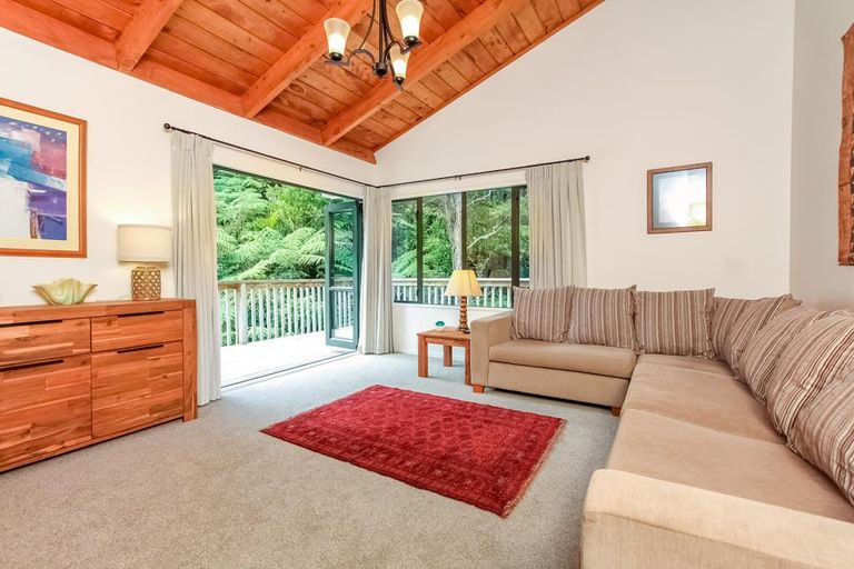 Photo of property in 366a Huia Road, Titirangi, Auckland, 0604